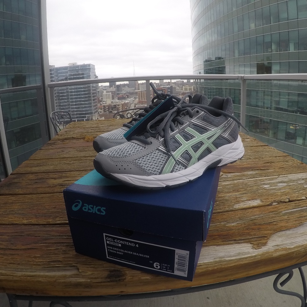 ASICS Gel-Contend 4 Women's Running Shoe - Size 6
